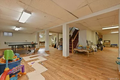 734 Berry Court, West Hempstead, NY 11552 - Photo 28