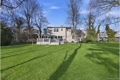 734 Berry Court, West Hempstead, NY 11552 - Photo 32