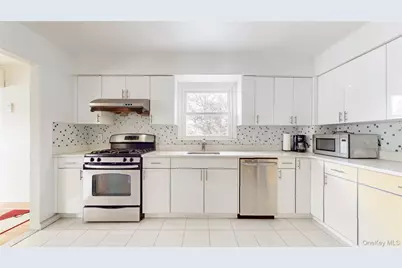 157-11 Cryders Lane, Whitestone, NY 11357 - Photo 8