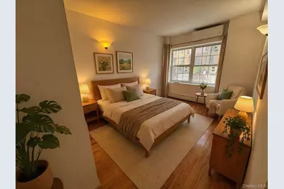 35-19 Leavitt Street #2I, Flushing, NY 11354 - Photo 2