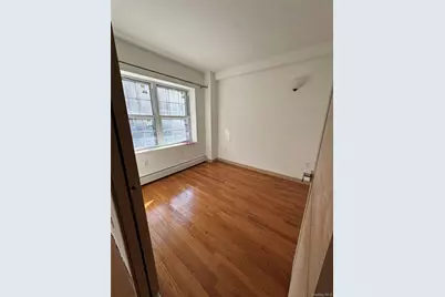 35-19 Leavitt Street #2I, Flushing, NY 11354 - Photo 10