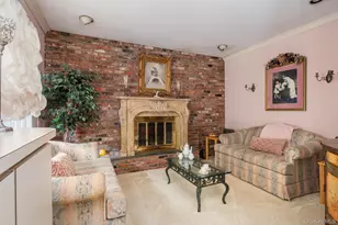 9 Rockaway Pl, Massapequa, NY 11758 - Photo 8