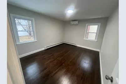 240 Woodfield Road, West Hempstead, NY 11552 - Photo 16