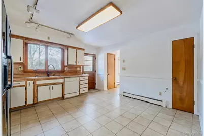 609 New Paltz Road, Highland, NY 12528 - Photo 16