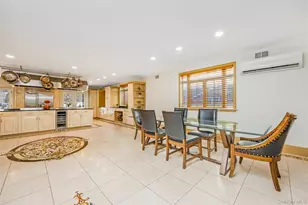 47-56 Glenwood St, Little Neck, NY 11362 - Photo 12