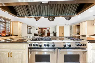 47-56 Glenwood St, Little Neck, NY 11362 - Photo 8