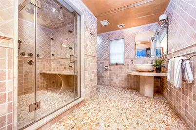 47-56 Glenwood Street, Little Neck, NY 11362 - Photo 18