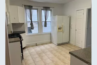 514 College Place, College Point, NY 11356 - Photo 2