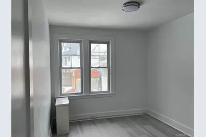 514 College Place, College Point, NY 11356 - Photo 8