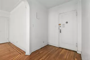 83-06 Vietor Ave, Elmhurst, NY 11373 - Photo 10