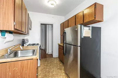 83-06 Vietor Avenue #4R, Elmhurst, NY 11373 - Photo 12