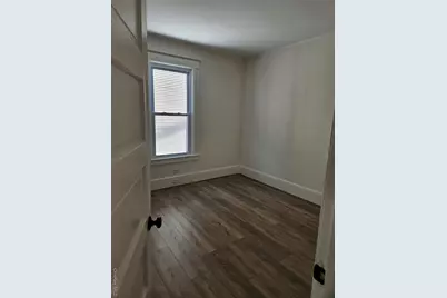 10 Fox Terr, Poughkeepsie, NY 12601 - Photo 2