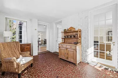 205 Puritan Avenue, Forest Hills, NY 11375 - Photo 4