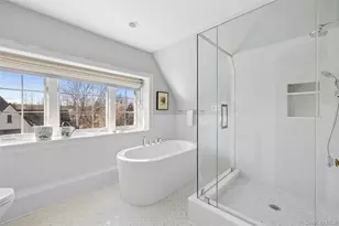 2-05 Puritan Ave, Forest Hills, NY 11375 - Photo 18