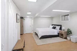 1925 Radcliff Ave, Bronx, NY 10462 - Photo 16