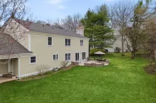 4 Ellis Ct, Rye, NY 10580 - Photo 2