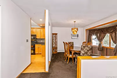 173 Fifty Acre Road S, Smithtown, NY 11787 - Photo 10