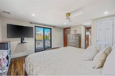 66 Virginia Avenue, Oceanside, NY 11572 - Photo 14