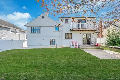 66 Virginia Avenue, Oceanside, NY 11572 - Photo 24