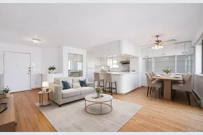 133-36 41st Road #8F, Flushing, NY 11355 - Photo 4