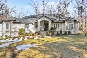 13 White Birch Dr, Pomona, NY 10970 - Photo 2