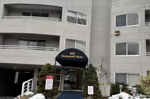 100 Cutter Mill Rd, Great Neck, NY 11021 - Photo 2