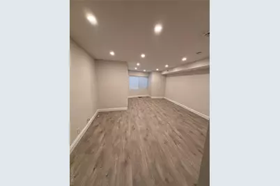 100 Cuttermill Road #1B, Great Neck, NY 11021 - Photo 4