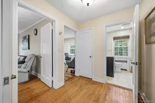 53 Somerset Dr S, Great Neck, NY 11020 - Photo 22