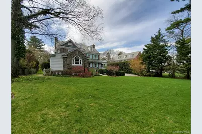 650 Ely Avenue, Pelham, NY 10803 - Photo 34