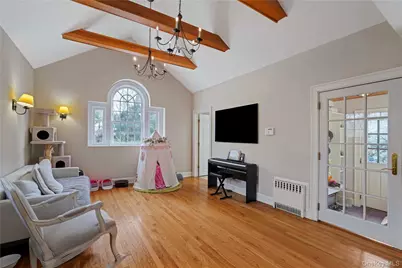 650 Ely Avenue, Pelham, NY 10803 - Photo 10