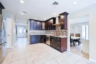 1259 Jerusalem Avenue, Merrick, NY 11566 - Photo 16