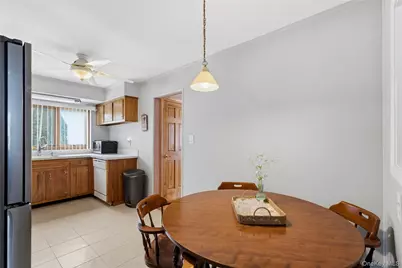 156 N Pine Street, Massapequa, NY 11758 - Photo 10