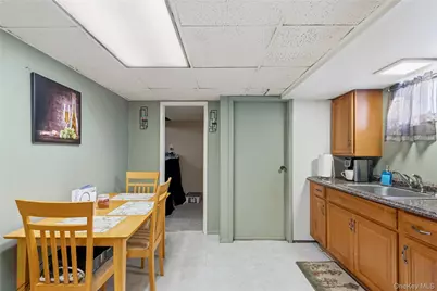 156 N Pine Street, Massapequa, NY 11758 - Photo 22