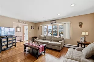 156 N Pine St, Massapequa, NY 11758 - Photo 6