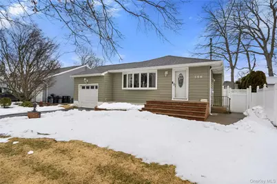 156 N Pine Street, Massapequa, NY 11758 - Photo 2