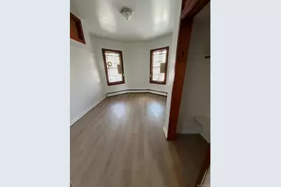 1580 Castleton Avenue, New York, NY 10302 - Photo 8