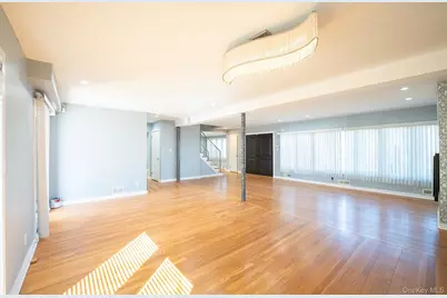 14962 Powells Cove Boulevard, Whitestone, NY 11357 - Photo 2