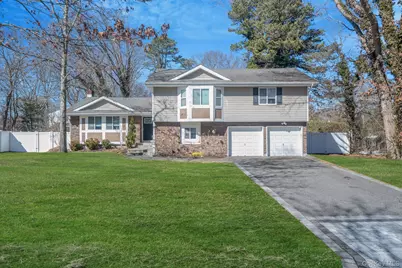 17 Rolling Hills Drive, Ridge, NY 11961 - Photo 1