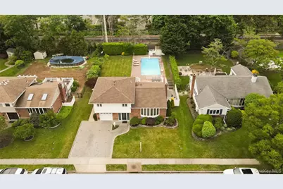 24 Edna Drive, Syosset, NY 11791 - Photo 38