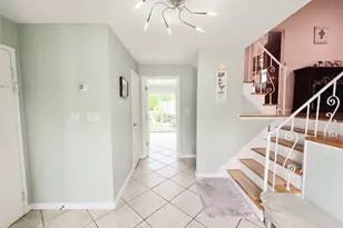 24 Edna Dr, Syosset, NY 11791 - Photo 16