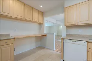 55 W Devonia Ave, Mount Vernon, NY 10552 - Photo 6