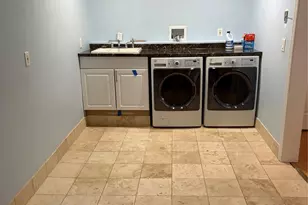 18 Lakeside Dr, Valhalla, NY 10595 - Photo 12