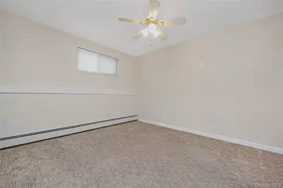 30 Crestwood Boulevard, Farmingdale, NY 11735 - Photo 24