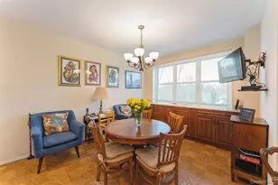 1 Kensington Gate, Great Neck, NY 11021 - Photo 8