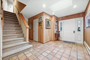 85 Hickory Dr, East Hills, NY 11576 - Photo 4