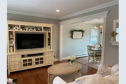 6 Robinson Street, Shoreham, NY 11786 - Photo 4