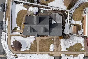 152 Manor St, Plainview, NY 11803 - Photo 18