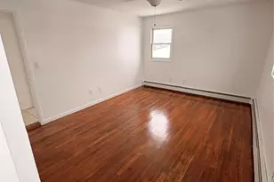 163 Nassau Ln, Island Park, NY 11558 - Photo 4