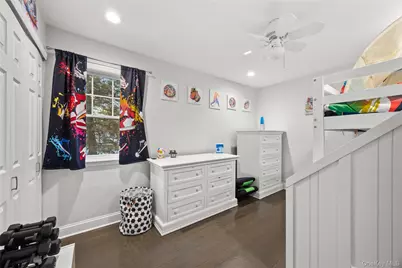 21 Rawlings Drive, Melville, NY 11747 - Photo 12