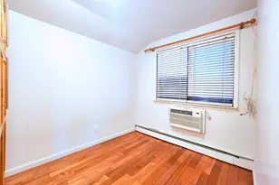 140-18 33rd Ave, Flushing, NY 11354 - Photo 18